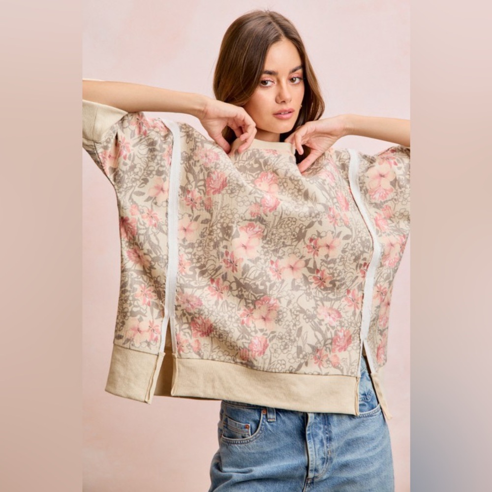 BiBi Floral Print Boxy Sweatshirt in Beige and Pink